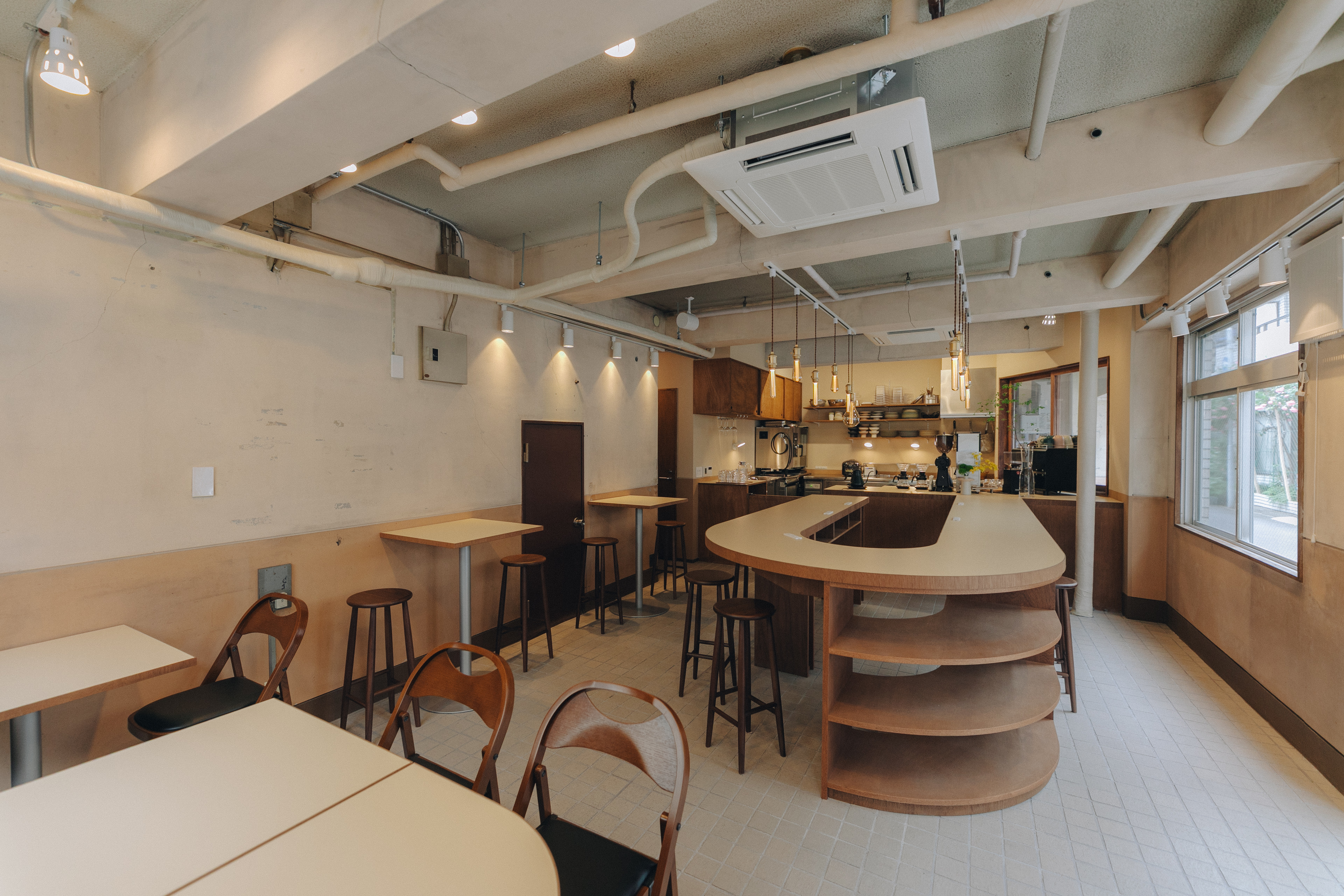 台東区　カフェ内装工事